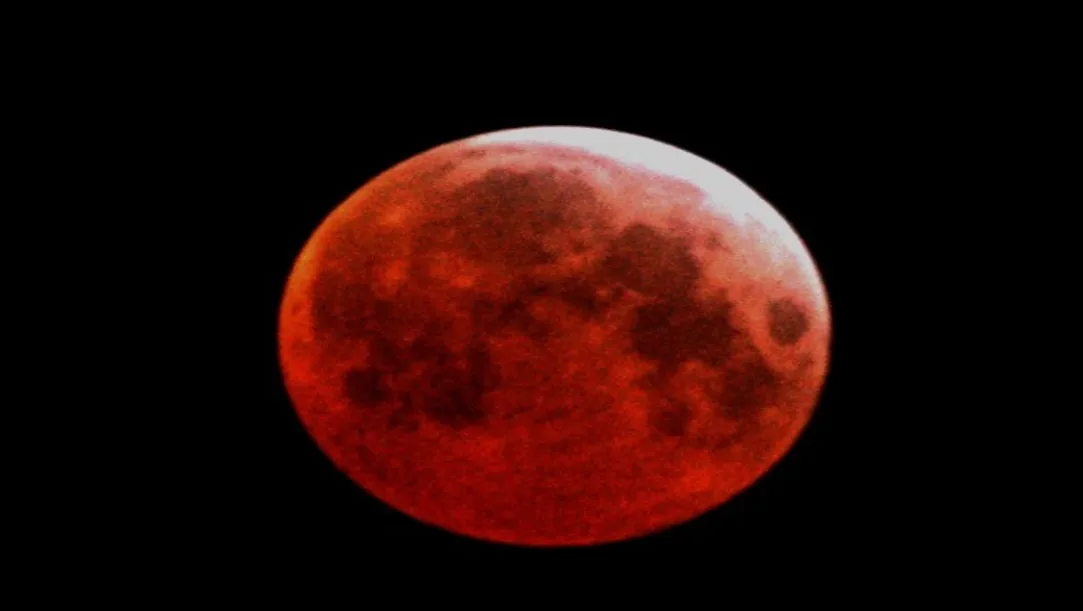 Moon rusting due to Earth’s oxygen