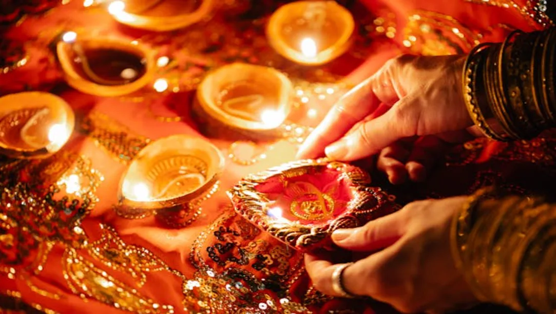 Diwali 2025 date and Lakshmi Puja muhurat