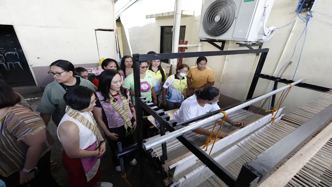 Manila Circularity Hub | Shell & Partners Empower Women Through Textile Waste Recycling