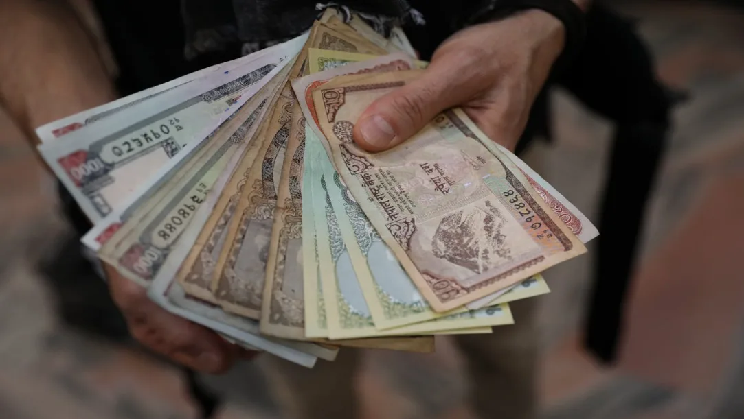 Nepal banknotes printed in China