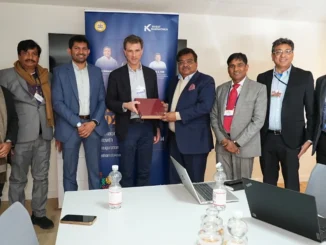 Karnataka Minister M B Patil with Octopus Energy co-founder Stuart Jackson