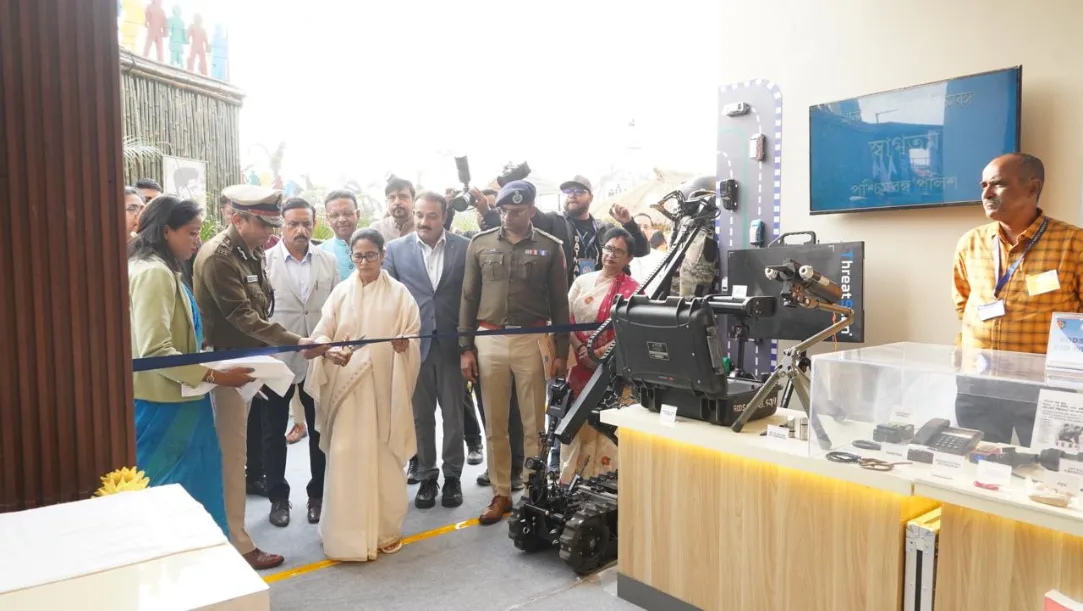 Mamata Banerjee Opens Police Stall at Kolkata Book Fair