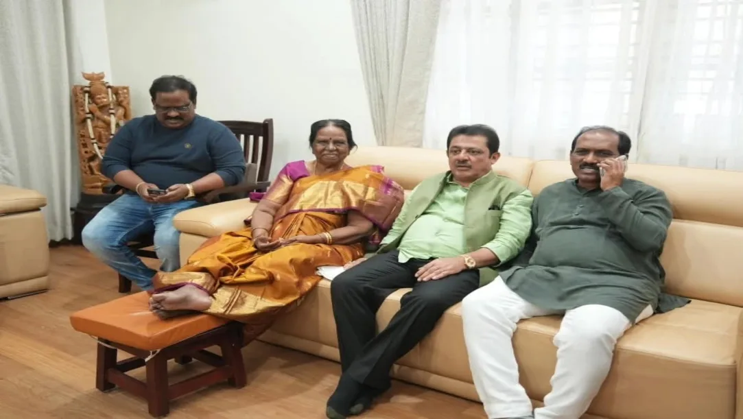 Minister Zameer Ahmed Khan inspects Hubballi housing project