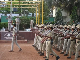 N Shashi Kumar IPS, Hubballi Dharwad Police, Old CAR Grounds, Mahaninga Nandagavi IPS, Weekly Police Parade, Hubballi News.