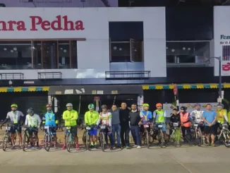 Cyclists at the flag-off ceremony of Benne Dosa 300 BRM in Hubballi.