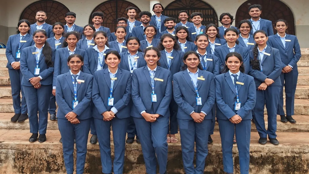 BCA students celebrating 100+ placements at P C Jabin Science College