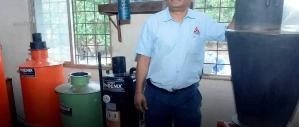 Belagavi entrepreneur Sameer Kanabargi promoting biomass stoves and heaters as alternatives to LPG