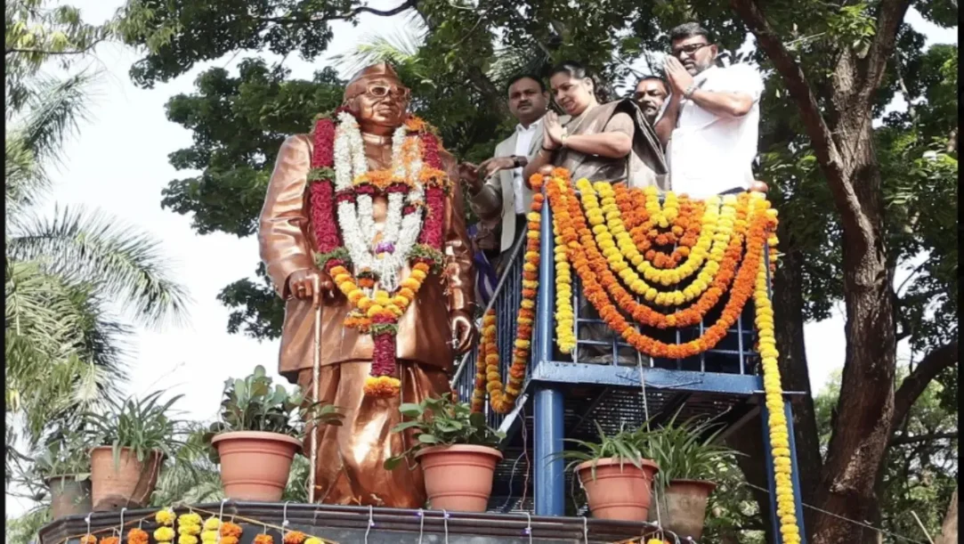 Honors Dr. Babu Jagjivan Ram with Green Revolution Tribute