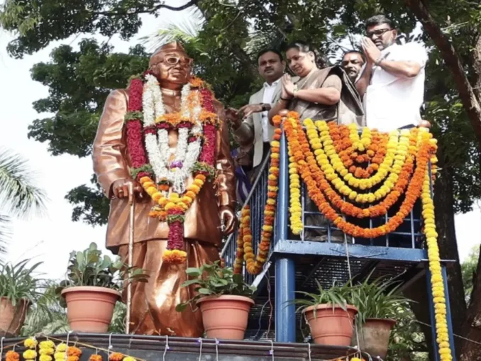 Honors Dr. Babu Jagjivan Ram with Green Revolution Tribute