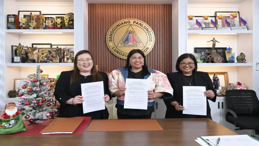 Barangay health workers conducting kidney health screening in Quezon City