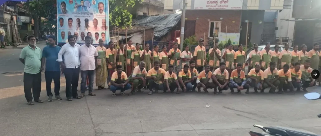 The ‘Swachha Shaniwara’ campaign successfully cleaned Rasoolpura Oni, Gauli Galli, Daroga Oni, Medhar Oni, and Jamadar Galli in Ward No. 14, Hubballi. h