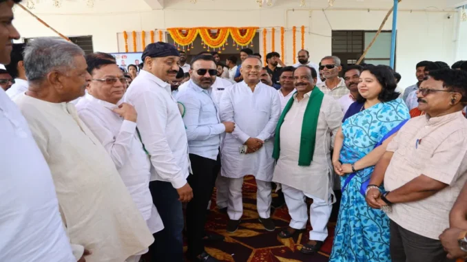 Minister Dinesh Gundu Rao and local leaders inaugurating the new health lab in Dharwad District Hospital.