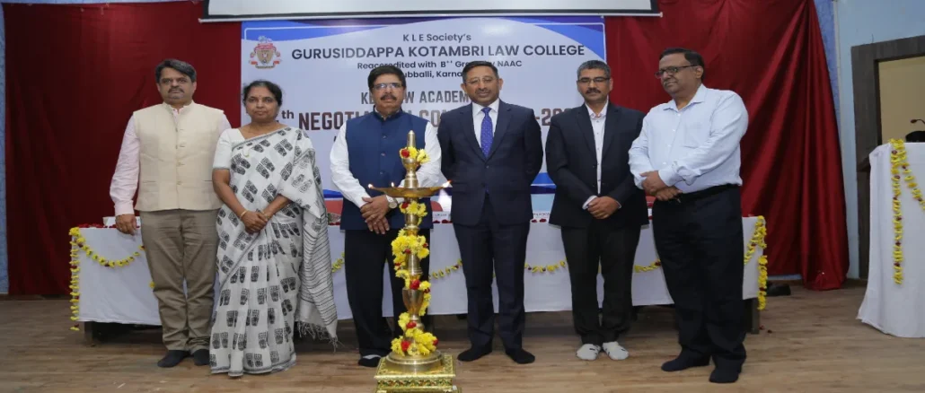 Justice B. M. Shyam Prasad inaugurating the 4th Negotiation Competition at KLE Law Academy.