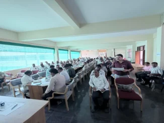 RV Deshpande addressing monsoon preparedness meeting in Dandeli