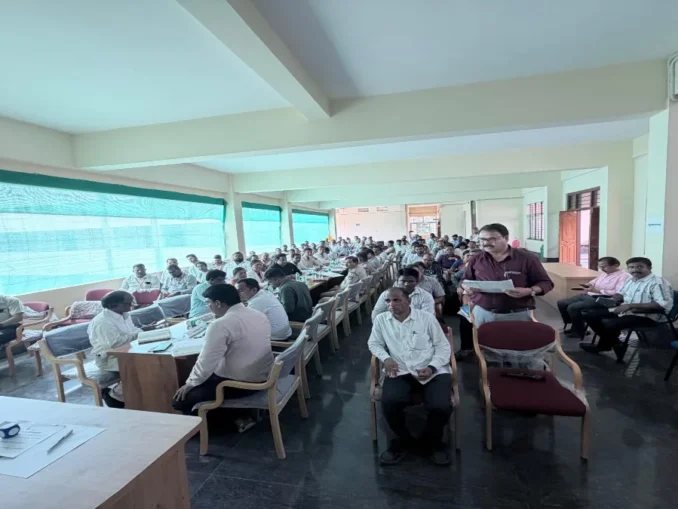 RV Deshpande addressing monsoon preparedness meeting in Dandeli