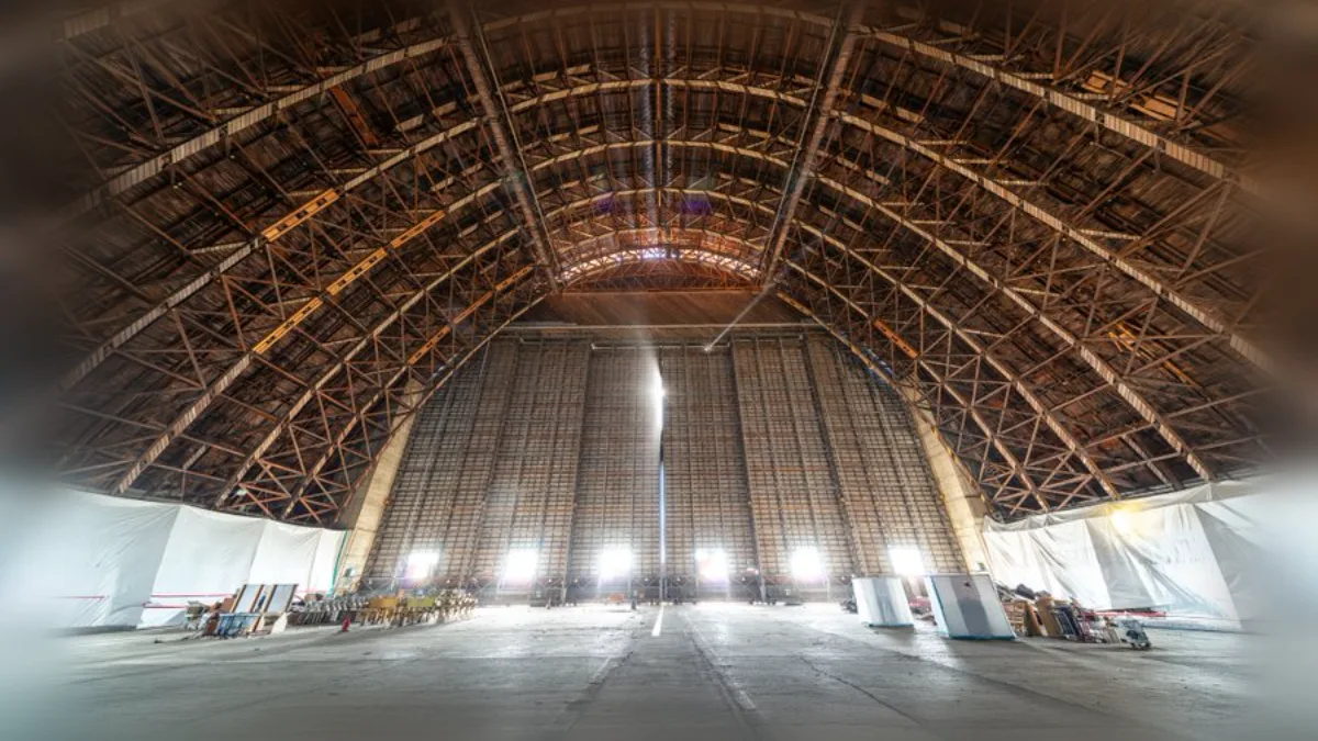 Google Saves 178 Tons of Historic Timber From Moffett Field Hangar 3 Destruction