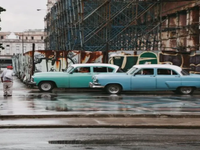 hiring experienced Denver car transporters.