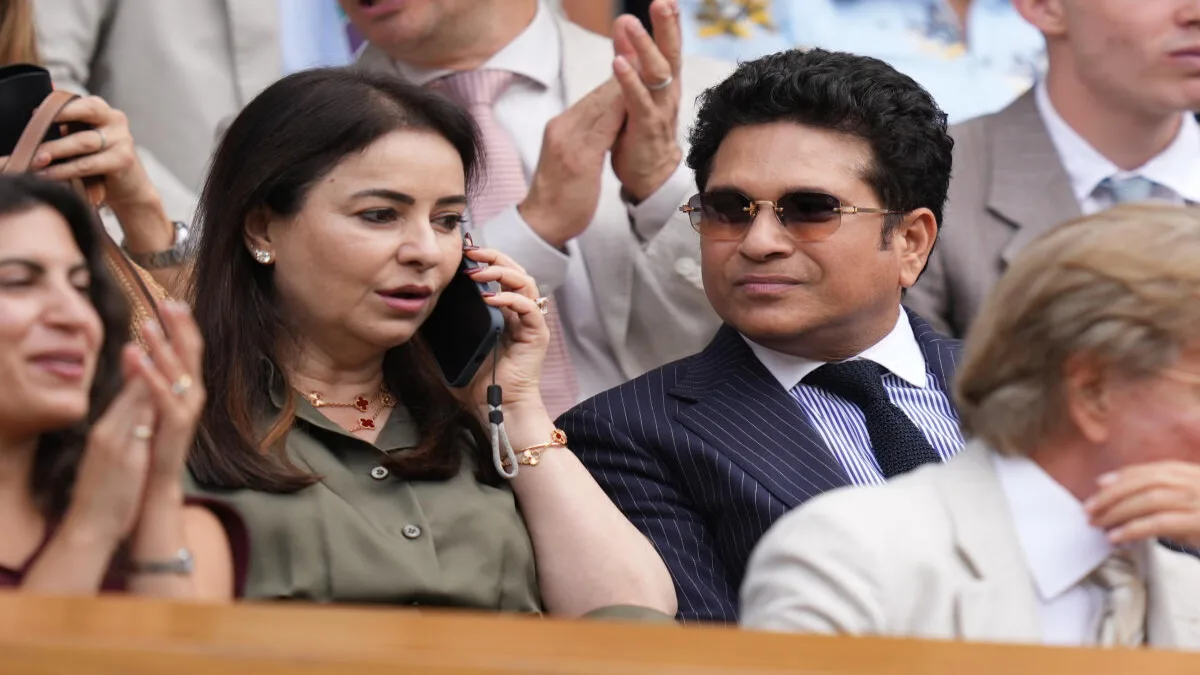 tendulkar and wife at wimbledon 2026