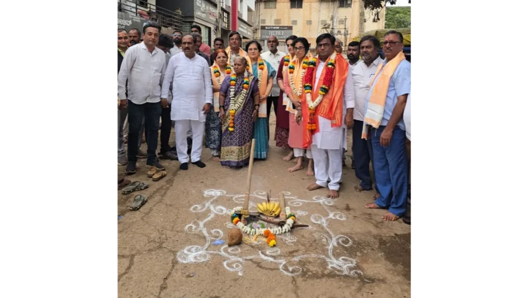 Hubballi Madavapur City Clinic ₹50 lakh CC road bhoomi puja by Prasad Abbayya