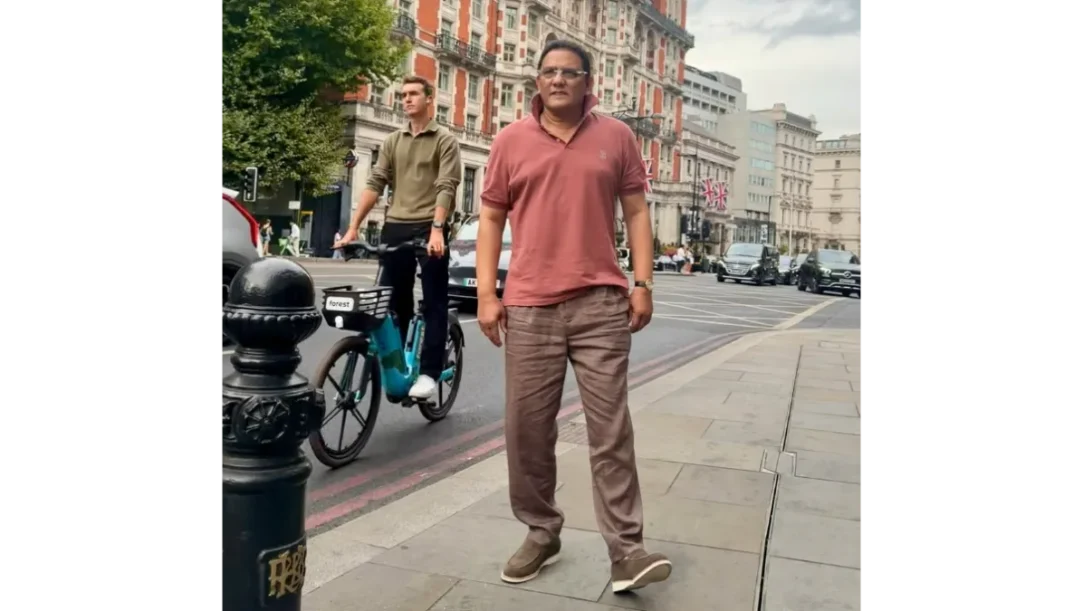 Mohammed Azharuddin shared a relaxed glimpse of his London break
