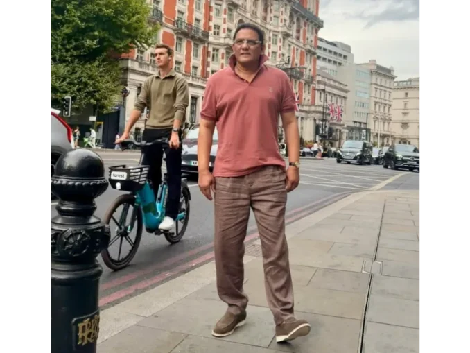 Mohammed Azharuddin shared a relaxed glimpse of his London break