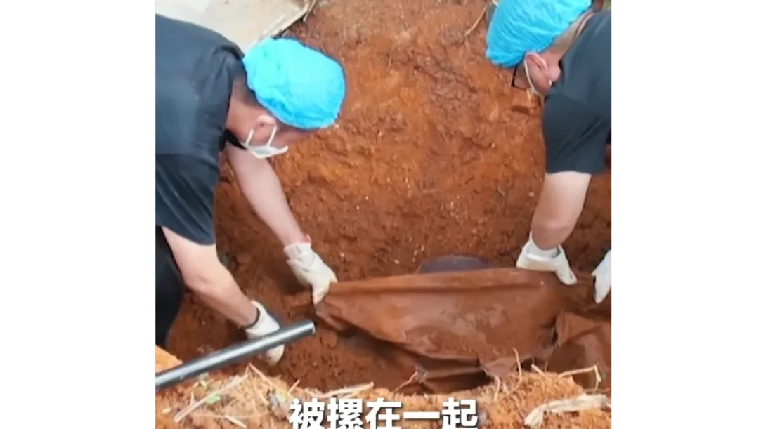 Clip from a Chinese documentary on police recovering remains in Kokang, northern Myanmar
