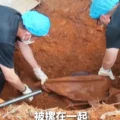 Clip from a Chinese documentary on police recovering remains in Kokang, northern Myanmar