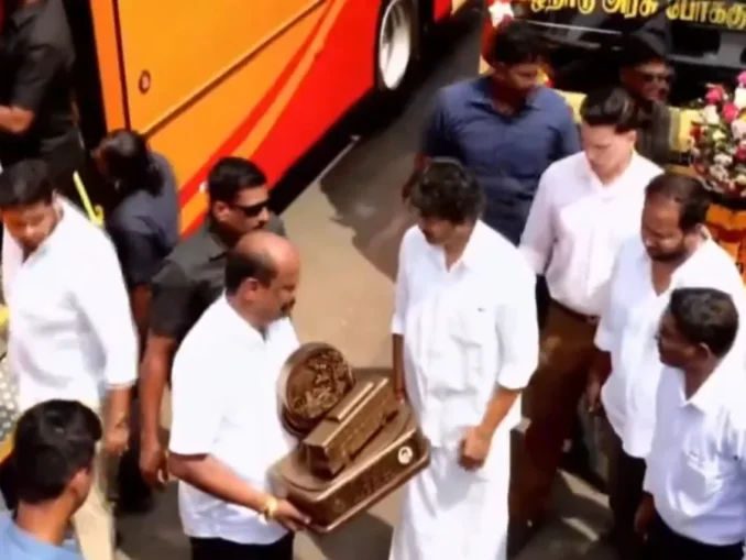 Vettri Payanam Bus Video Shows TN CM Vijay Stopping a Feet Touch