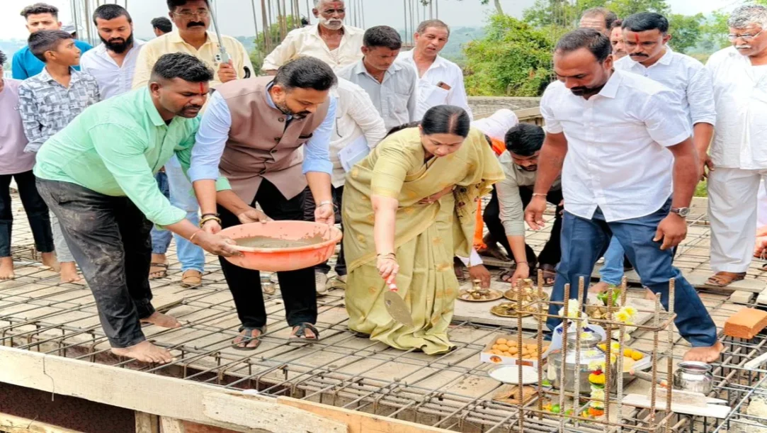 ₹30 Lakh Sri Vithal Rukmini Temple Roof Work Starts in KK Koppa Village