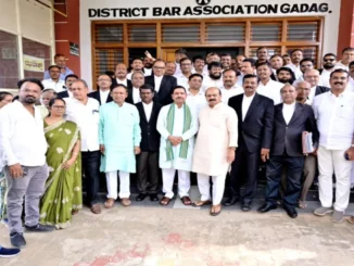 Pralhad Joshi campaigning for S.V. Sankanur at Gadag District Lawyers Association