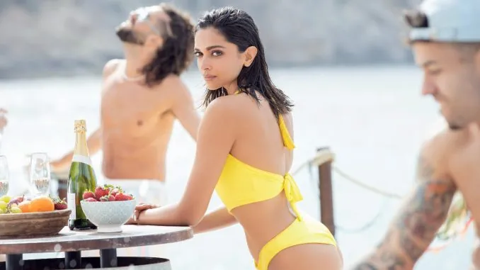 Deepika padukonee