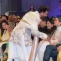 ranveer Singh kisses Deepika